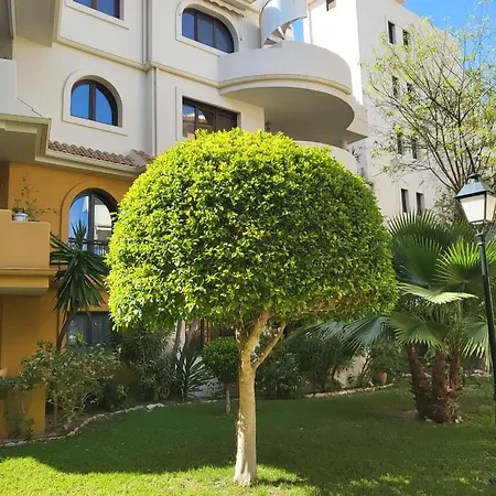 Sultan, Punta Prima, Panorama Park, 2 Bed & 2 Beautiful Swimming Pools *